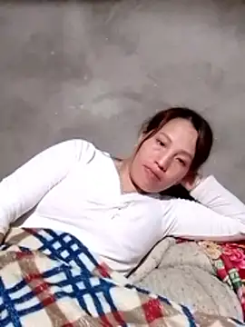 Gummiesu 现场XXX聊天