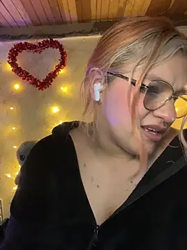 Chat XXX en directo de Sophia_Weest99