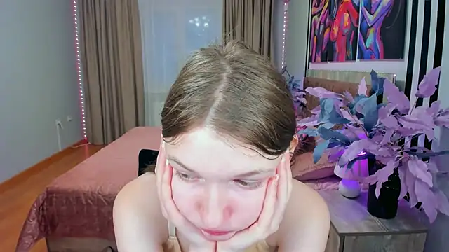 Chat +18 de NikaRain ao vivo