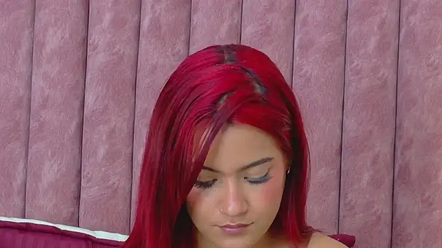 Chat +18 de Nicol-Bonny ao vivo