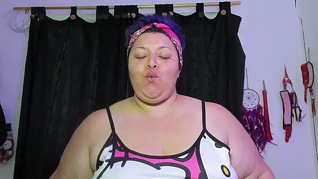 QUEEN_MANDY_BBW – Live XXX-chat