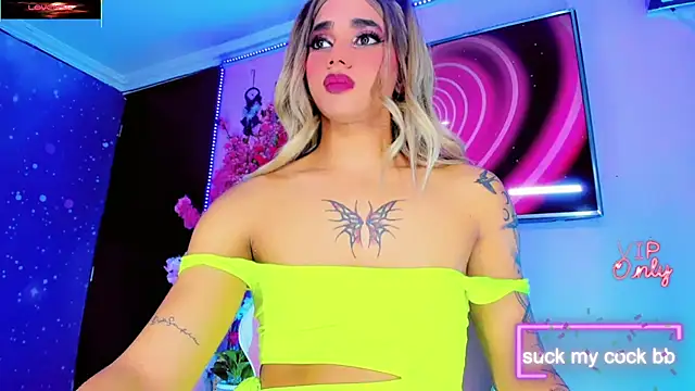 Thalia_girl21: διαδικτυακό σόου στην κάμερα