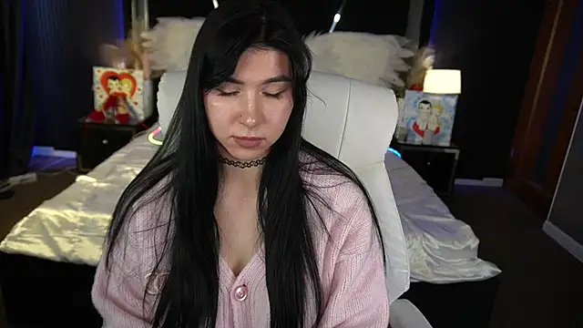 EmilyCandyy's Live XXX Chat