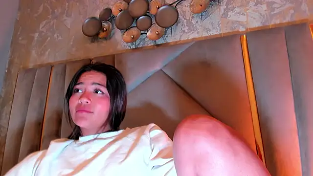 Chat +18 de KimDevinne ao vivo