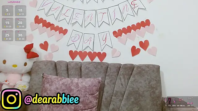 DearAbbieeのライブXXXチャット