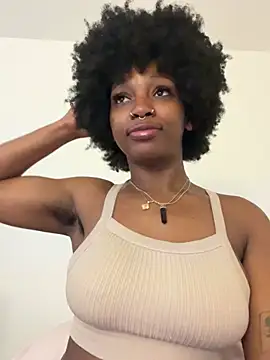 Chatroom XXX en direct de mochamimi