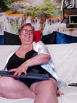 QueenPammy1's Live XXX Chat