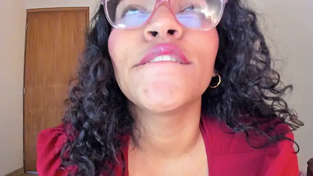 iriss_25 现场XXX聊天