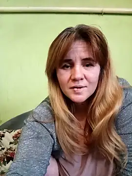 SannyMILFのライブXXXチャット