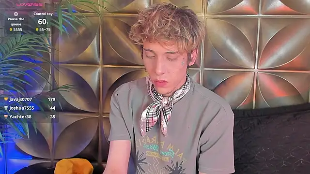 Chat XXX ao vivo de DannyParker_