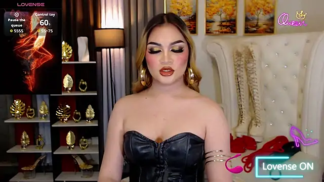 PrettyCockAthena 网络视讯表演