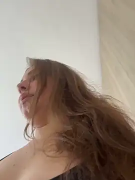 Abby-26 élő XXX-chatje