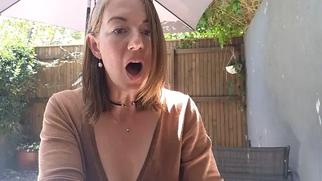 TopsyWilde Obrolan Langsung XXX