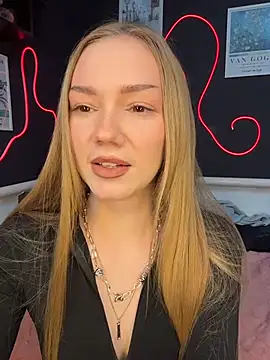 Онлайн чат XXX MilaMoone