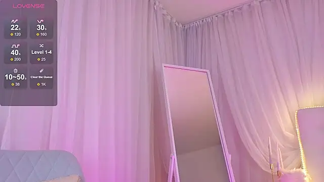 Monica_Leen Chat XXX in diretta