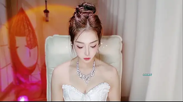 zizi-a live XXX chat