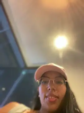 Pertunjukan Kamera Web SheenaBrooke