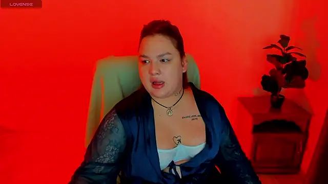 Sofiawetsweet Adlı Modelin Canlı XXX Sohbeti