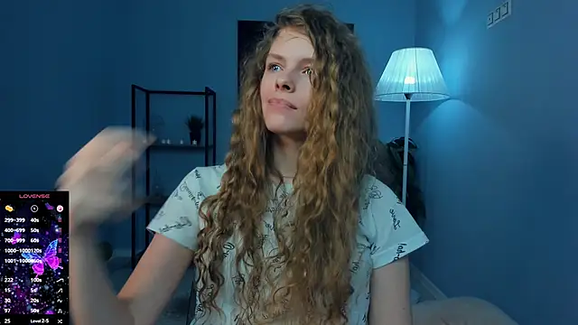 RayaNenlia: απευθείας συνομιλία ΧΧΧ