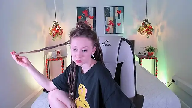 tsunamy_pink live XXX chat