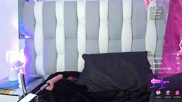 IsaDiiaz 现场XXX聊天