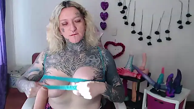 SLOPPYTITSS Chat XXX live