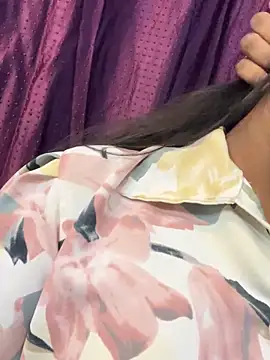 HotxAnamika Adlı Modelin Canlı XXX Sohbeti