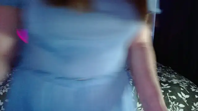 Reyleys Adlı Modelin Canlı XXX Sohbeti