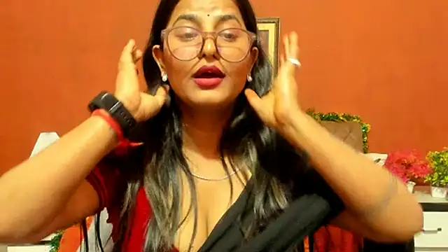 Chatroom XXX en direct de Jasmine_Jaey1