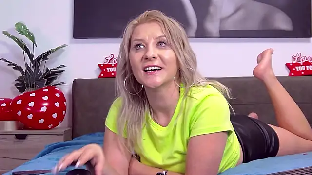 KaylinJan 即時 XXX 聊天