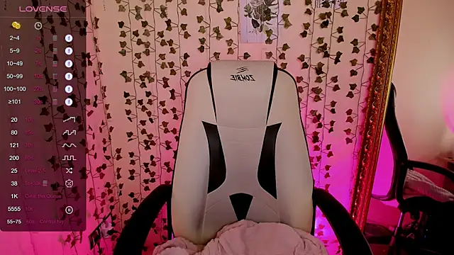 Show Webcam de AnyaTaylor_