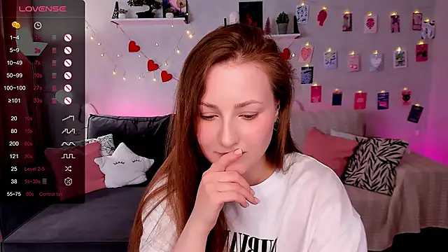 Czat XXX na żywo – velvet_cherry_