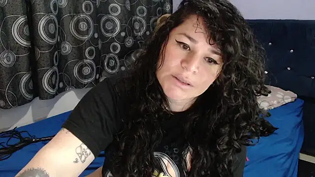 Chat XXX Live ANGELIQUE_KLANE