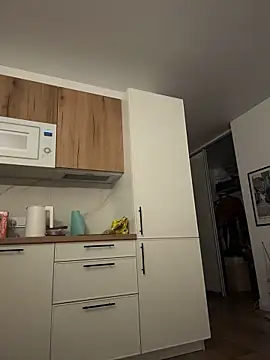 LaraHollywood Live XXX-chat