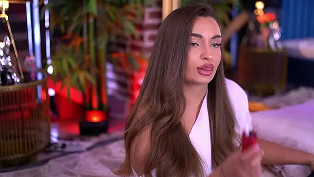 MillaSerene's Live XXX Chat