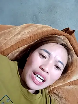 Show modela little-effy na web-kameri