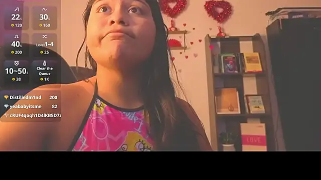 BadKittyy: онлайн-секс-чат