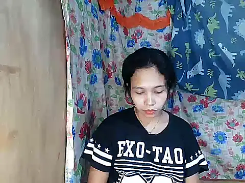 PinaySkinnyGirl: онлайн-секс-чат