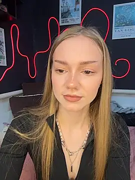 Chatroom XXX en direct de MilaMoone