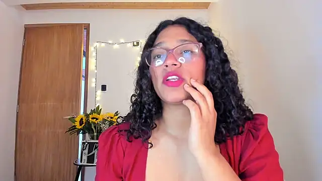 แชท XXX สดของ iriss_25