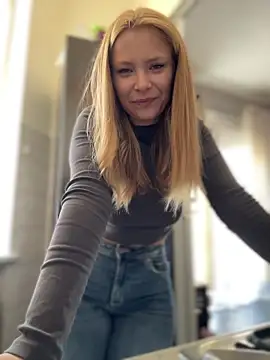 Chat XXX ao vivo de AnastasiaAniess