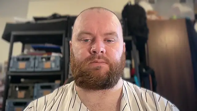 Show de atomic_roster na webcam