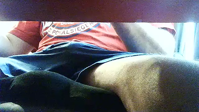 opreatiby Live XXX-chat