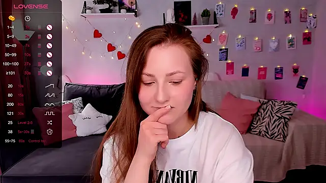 velvet_cherry_'s Live XXX Chat