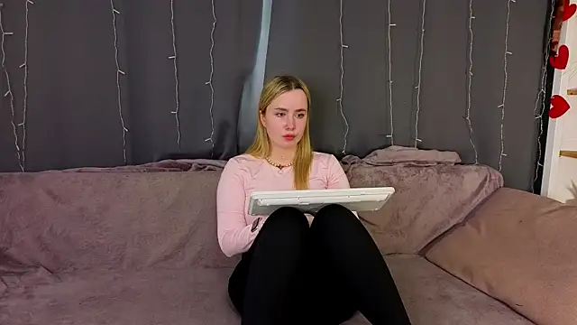 IvetteLabore: απευθείας συνομιλία ΧΧΧ