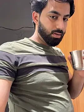 Czat XXX na żywo – hottestboy03