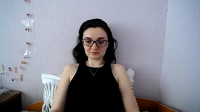 Shiny_gine live XXX chat