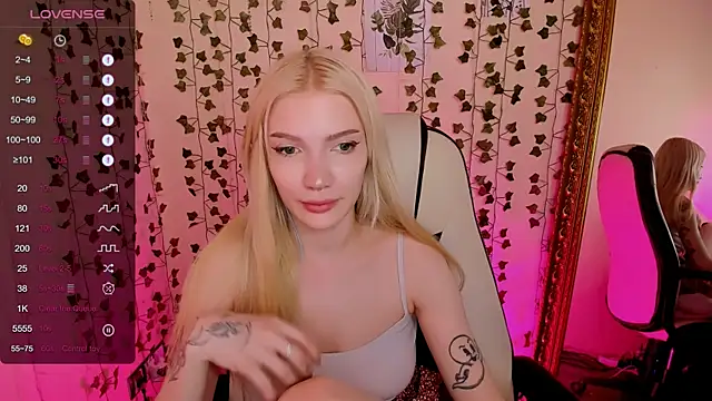 AnyaTaylor_'s Live XXX Chat