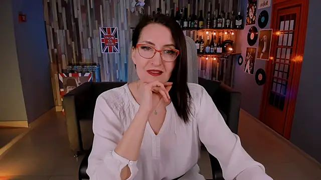 Chat +18 de UnaTerra ao vivo