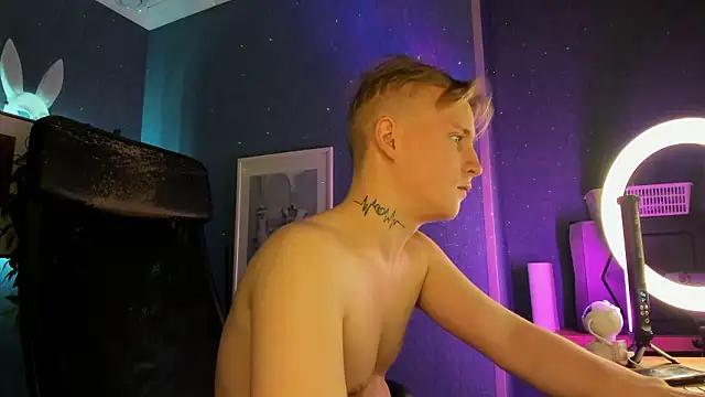 AlexxSweet live XXX chat